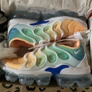 BRAND NEW !! Air Vapormax Plus